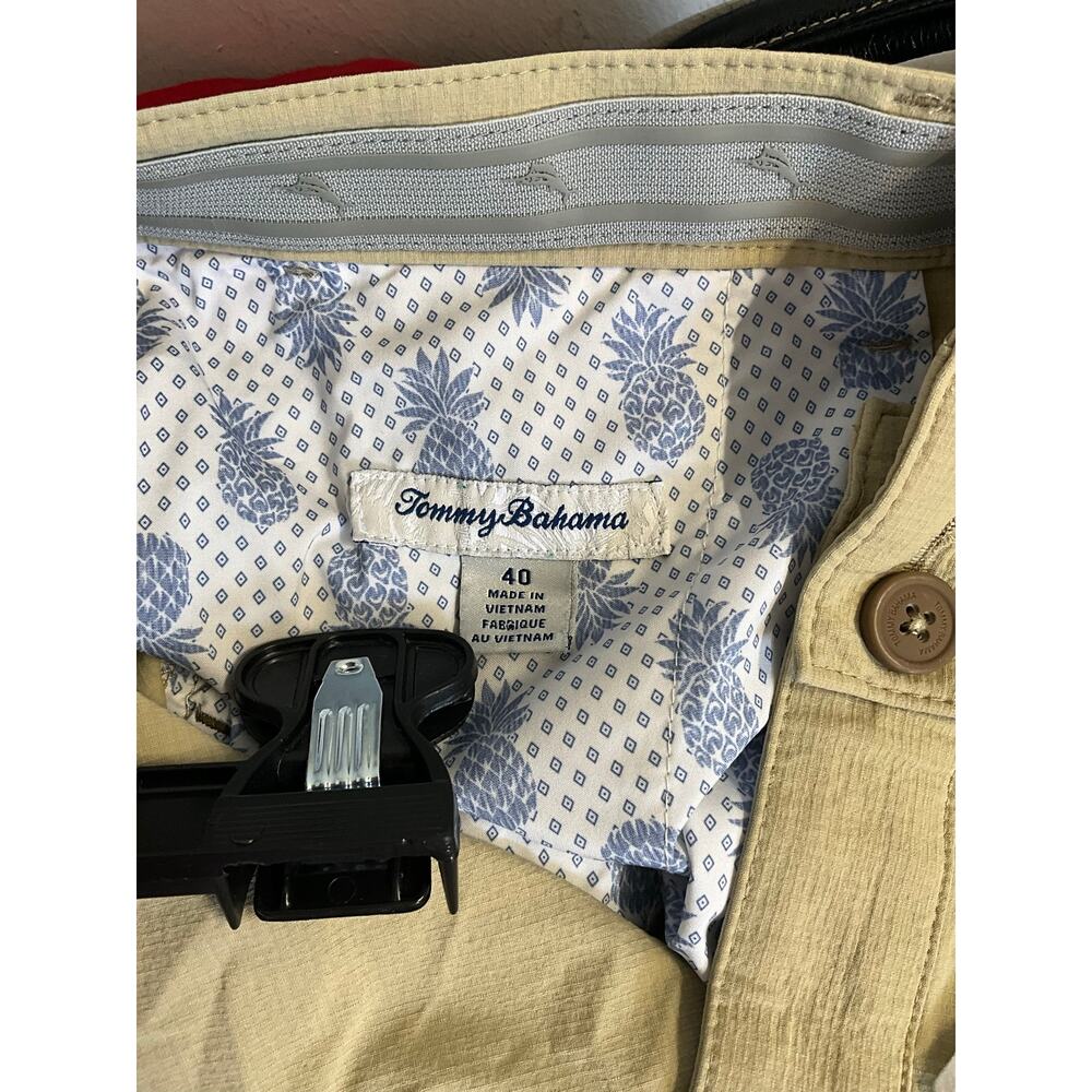 Tommy Bahama chip shot short SZ 40 - Picture 4 of 6